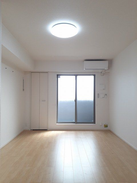 拡大写真:シエロ 2階206の居間