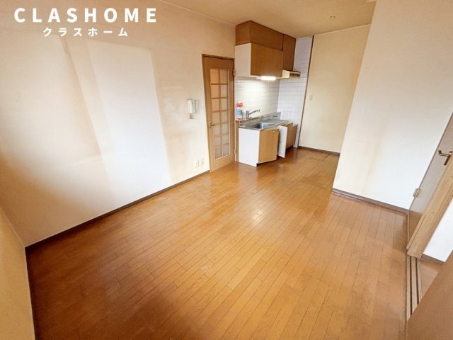 拡大写真：東浦カルチャービル 2階201の居間