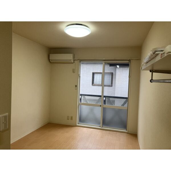 拡大写真:悠々荘 2階208の居間