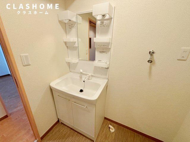 拡大写真:RIKIMATU 3階304の同物件の別部屋になります。