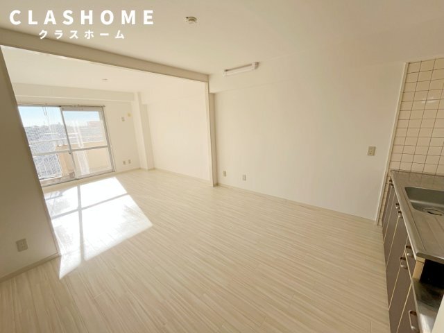 拡大写真:第2大嶽ビル 8階804の同物件の別部屋になります。