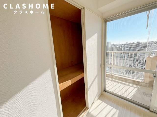 拡大写真:第2大嶽ビル 8階804の同物件の別部屋になります。