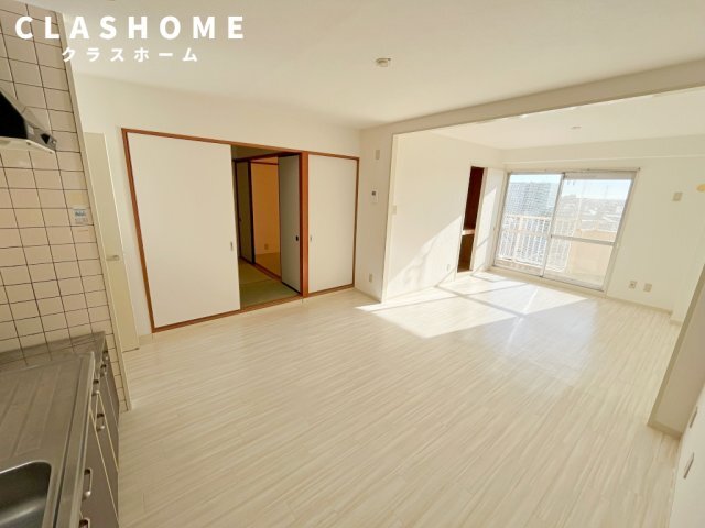 拡大写真:第2大嶽ビル 8階804の同物件の別部屋になります。