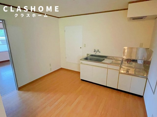 拡大写真:池端レジデンス 1階101の同物件の別部屋になります。