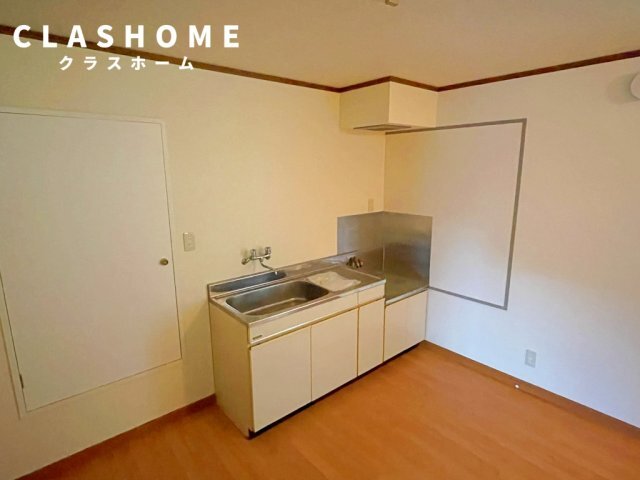 拡大写真:池端レジデンス 1階101の同物件の別部屋になります。