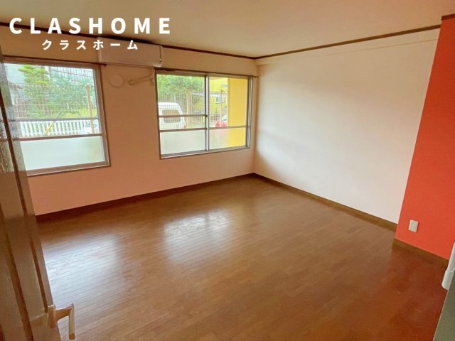 拡大写真:池端レジデンス 1階101の同物件の別部屋になります。