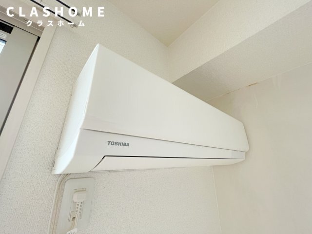 拡大写真:F<エフ> 3階303の同物件の別部屋になります。