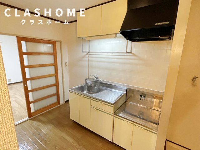 拡大写真:Paradise Nobata 1階107の同物件の別部屋になります。