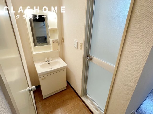 拡大写真:Paradise Nobata 1階107の同物件の別部屋になります。
