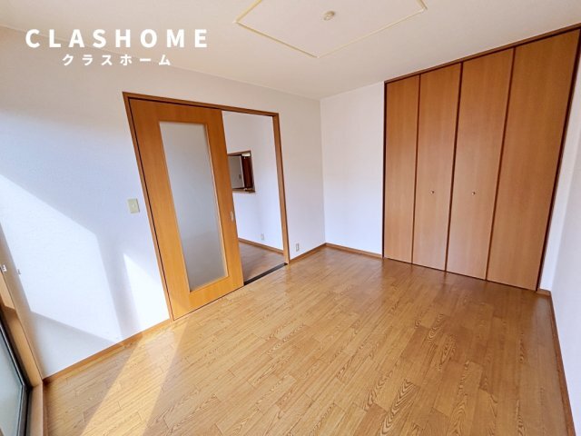 拡大写真:サンビレッヂさくら B 1階102の同物件の別部屋になります。