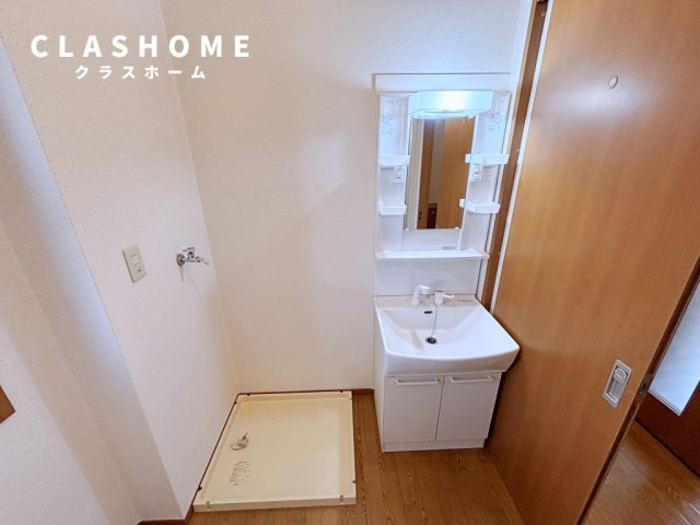 拡大写真:サンビレッヂさくら B 1階102の同物件の別部屋になります。