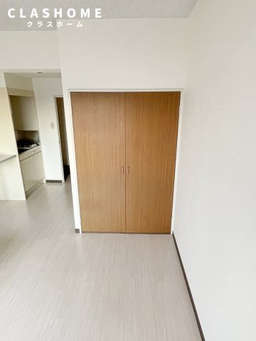 拡大写真:グランデュール56 2階205の同物件の別部屋になります。