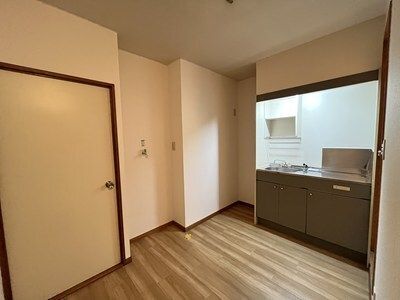 拡大写真:dear court a 2階208のキッチン