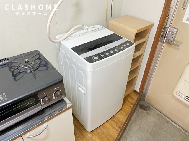 拡大写真:パレス ツルミ 1階1-2の同物件の別部屋になります。