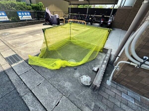 拡大写真:レージュ新栄町 2階205のその他共有部分