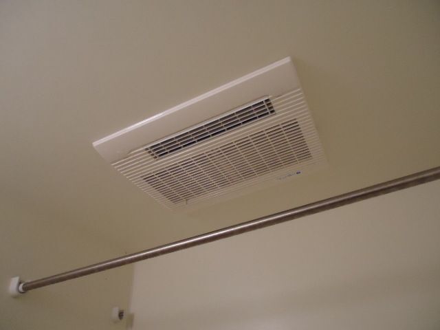拡大写真:ハピネス久伝原 1階101の風呂