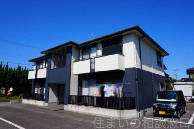 西尾市桜町溜池の外観