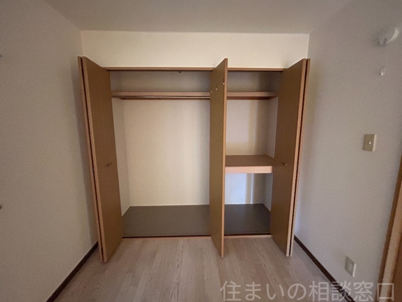 拡大写真:岡崎市庄司田1丁目 1階1の収納