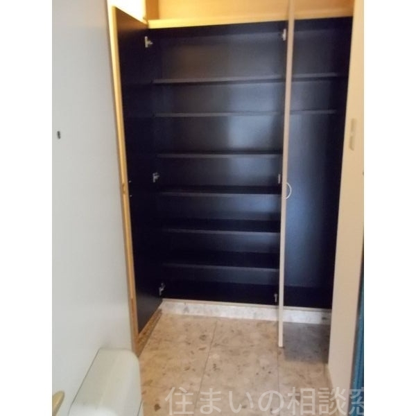 拡大写真:岡崎市宮地町字前畑 3階302の同型