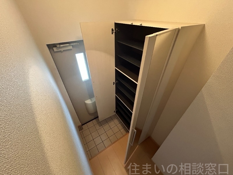 拡大写真:額田郡幸田町大字相見字阿原 2階201の収納