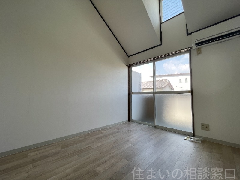 拡大写真:岡崎市二軒屋町1丁目 2階202の洋室