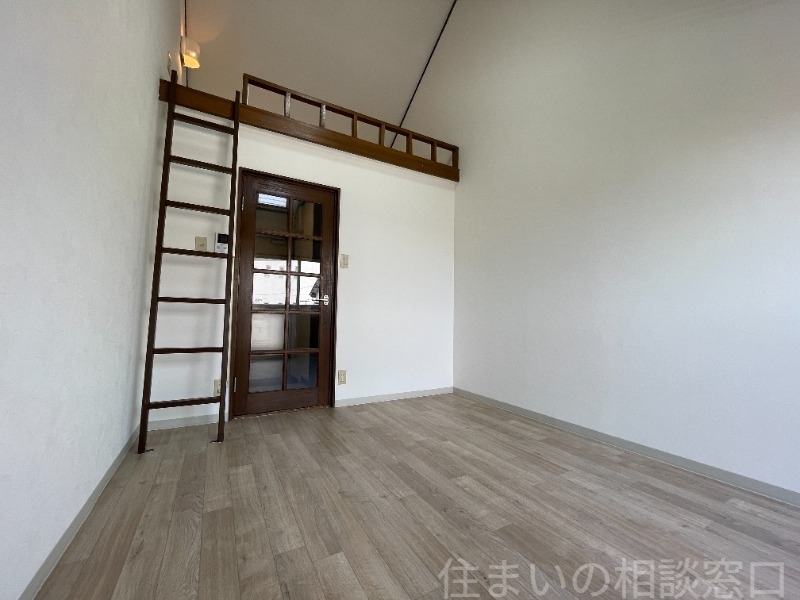 拡大写真:岡崎市二軒屋町1丁目 2階202の洋室
