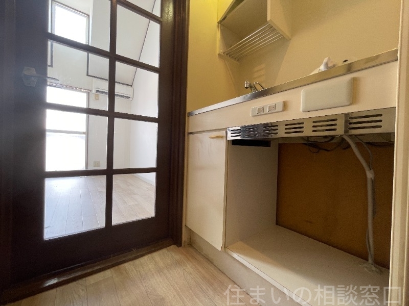 拡大写真:岡崎市二軒屋町1丁目 2階202のキッチン