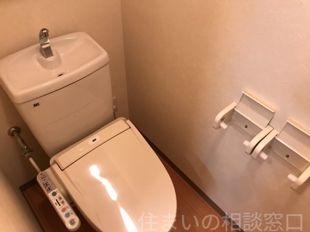 拡大写真:岡崎市仁木町字川越 2階203のトイレ