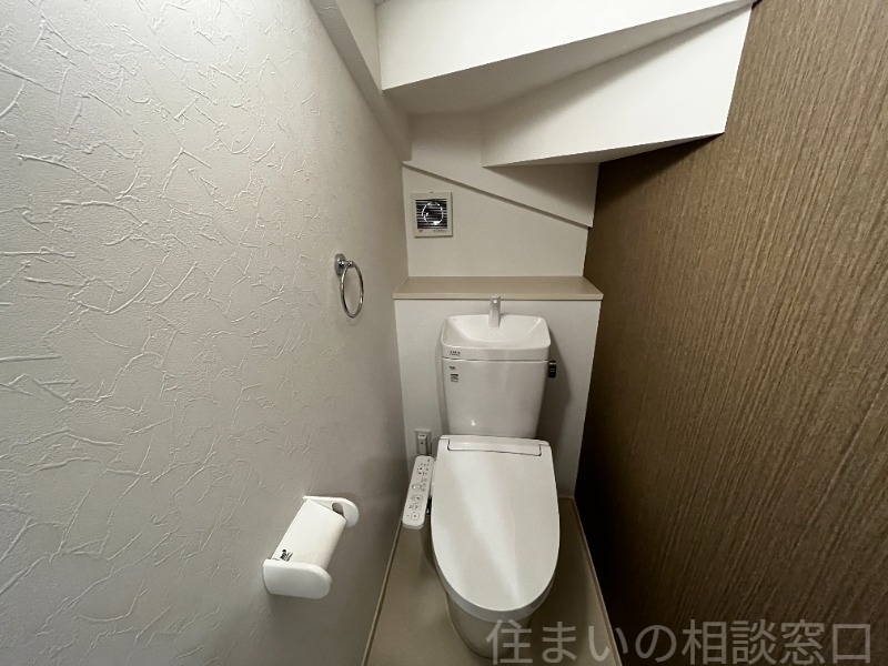 拡大写真:岡崎市大和町字沓市場 1階Cのトイレ