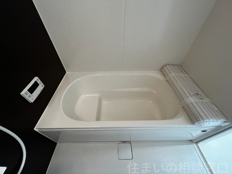 拡大写真:岡崎市大和町字沓市場 1階Cのバス