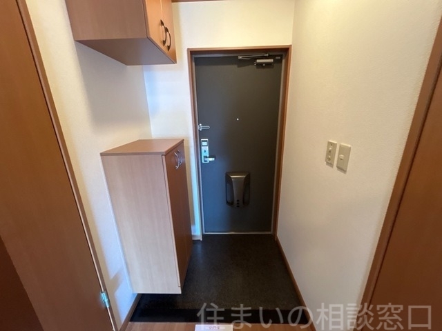 拡大写真:岡崎市中島町字町後 2階202の玄関
