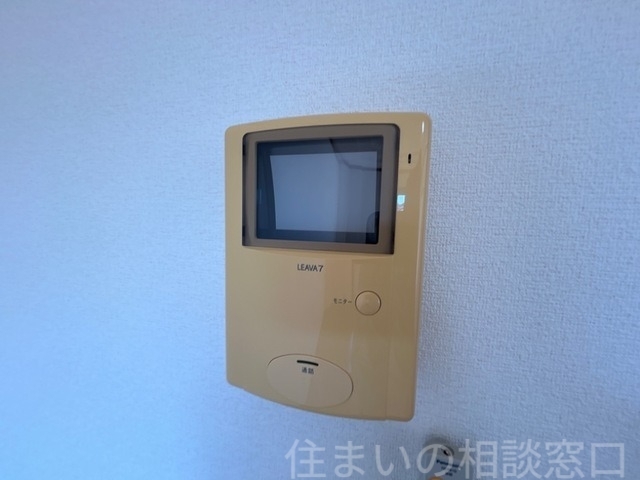 拡大写真:岡崎市中島町字町後 2階202のセキュリティ
