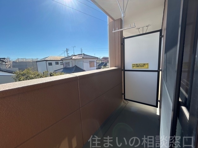 拡大写真:岡崎市中島町字町後 2階202のバルコニー