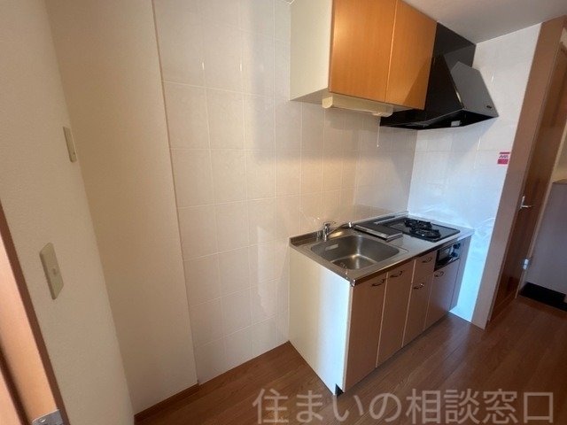 拡大写真:岡崎市中島町字町後 2階202のキッチン