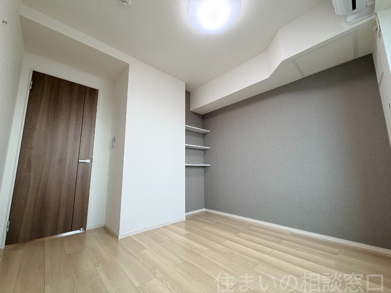 拡大写真:岡崎市青木町 3階303の洋室