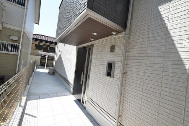 写真：神戸市中央区旗塚通３丁目の外観