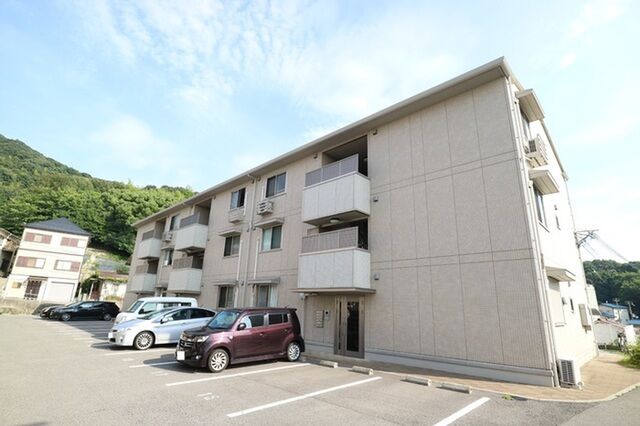 拡大写真:神戸市垂水区塩屋台3丁目 3階301の外観