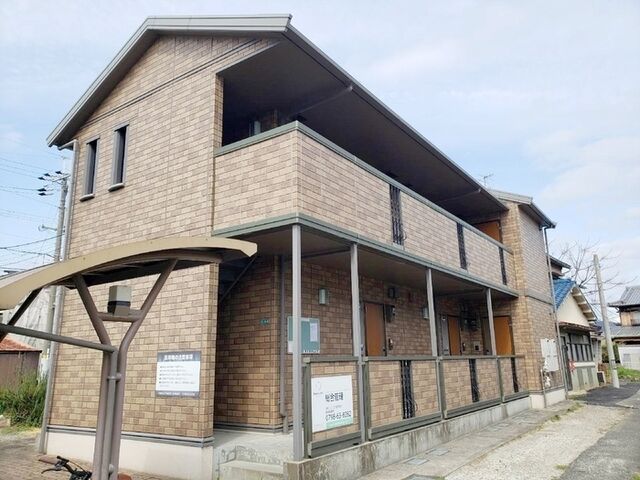 川西市下加茂1丁目の外観