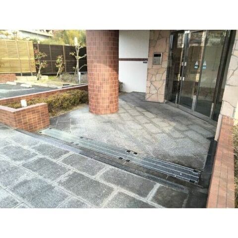 拡大写真:宝塚市川面2丁目 2階203の外観