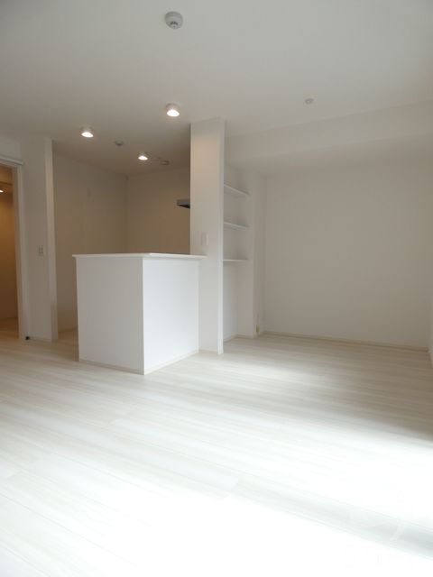 拡大写真：尼崎市南塚口町２丁目 3階303の内観