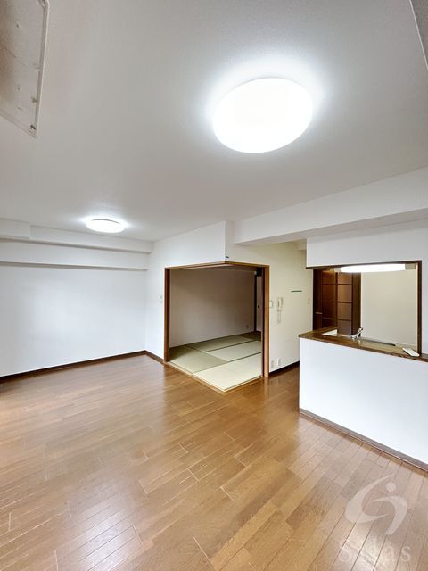 拡大写真:神戸市西区二ツ屋1丁目 3階306の内観