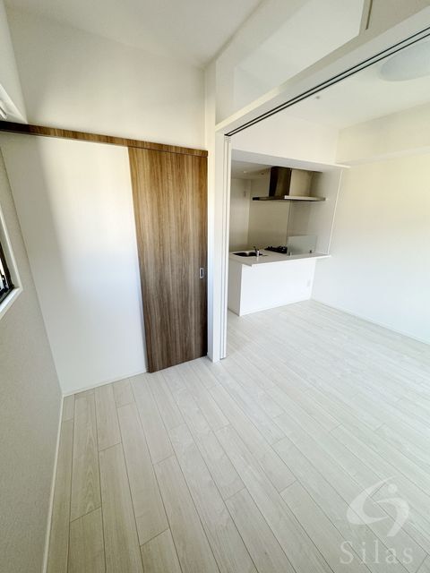 拡大写真：神戸市灘区倉石通２丁目 5階501の内観