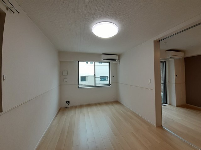 拡大写真:伊丹市鋳物師5丁目 2階202の内観
