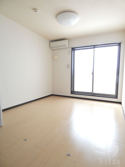 拡大写真:尼崎市建家町 2階205の内観
