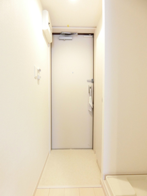 拡大写真:神戸市兵庫区駅南通3丁目 3階303の内観