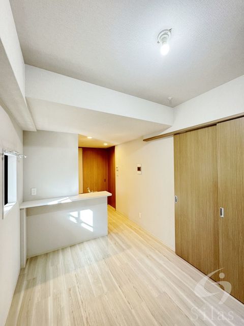 拡大写真:尼崎市杭瀬本町3丁目 2階202の内観