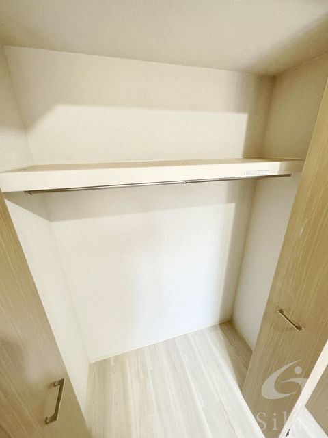 拡大写真:尼崎市杭瀬本町3丁目 9階901の内観