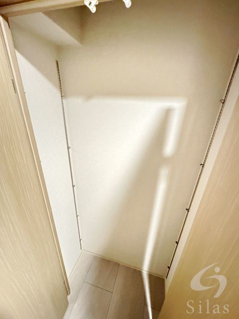拡大写真:尼崎市杭瀬本町3丁目 9階901の内観
