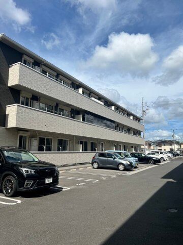 拡大写真:D-room桜町 C棟 3階305の外観