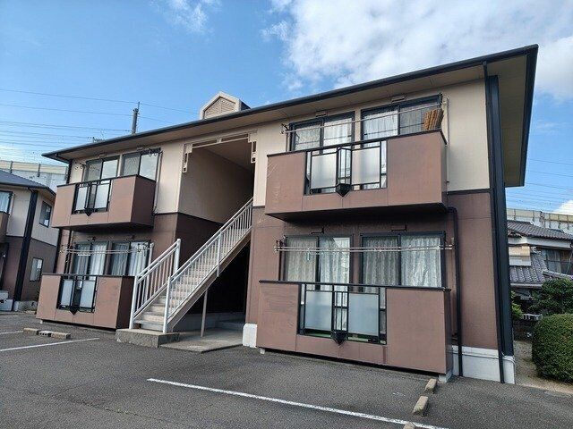 メゾングランデBの外観